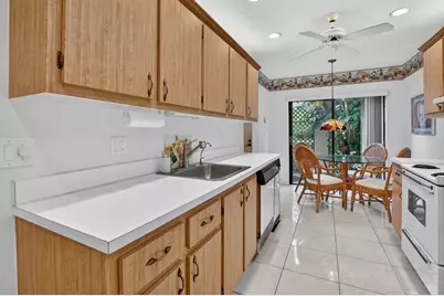 8045 Eastlake Drive #E, Boca Raton, FL 33433 - Photo 15