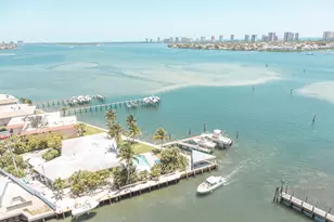 2650 Lake Shore Dr, Riviera Beach, FL 33404 - Photo 27