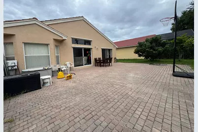 5076 Nautica Lake Circle, Greenacres, FL 33463 - Photo 25