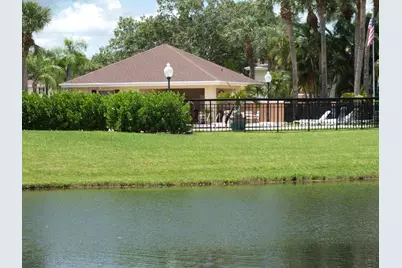 36 Danbury Court #B, Royal Palm Beach, FL 33411 - Photo 25