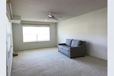 36 Danbury Court #B, Royal Palm Beach, FL 33411 - Photo 9