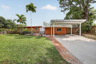 1101 E Country Club Cir, Plantation, FL 33317 - Photo 3
