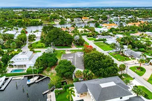 12019 N Edgewater Dr, West Palm Beach, FL 33410 - Photo 9