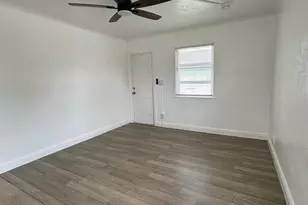 17 Detroit St, Lake Worth, FL 33461 - Photo 3