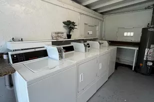 17 Detroit St, Lake Worth, FL 33461 - Photo 9