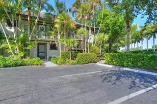 13334 Polo Club Rd, Wellington, FL 33414 - Photo 39