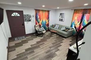 325 NW 135th St, North Miami, FL 33168 - Photo 9