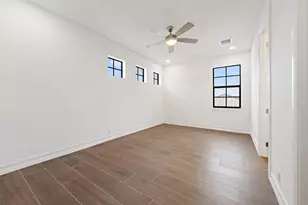 309 Cascade Ln, Palm Beach Shores, FL 33404 - Photo 21