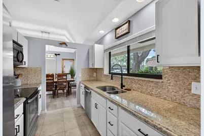 101 Half Moon Circle #C, Jupiter, FL 33458 - Photo 5