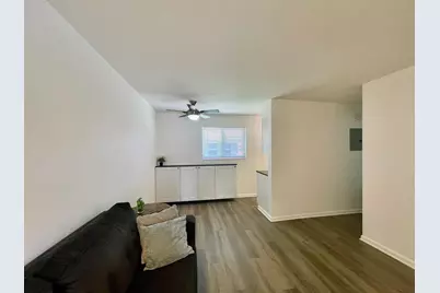 1704 NE 9th Street, Fort Lauderdale, FL 33304 - Photo 1