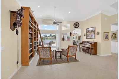 13461 Barcelona Lake Circle, Delray Beach, FL 33446 - Photo 21