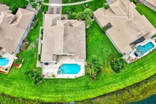 13461 Barcelona Lake Cir, Delray Beach, FL 33446 - Photo 17