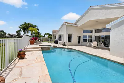 13461 Barcelona Lake Circle, Delray Beach, FL 33446 - Photo 5