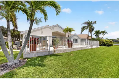 13461 Barcelona Lake Circle, Delray Beach, FL 33446 - Photo 15