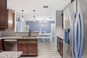 140 Bilbao St, Royal Palm Beach, FL 33411 - Photo 15