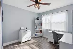 140 Bilbao St, Royal Palm Beach, FL 33411 - Photo 27