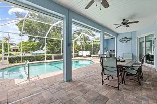 512 SW South Carolina Dr, Stuart, FL 34994 - Photo 37