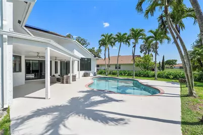 410 Sabal Way, Weston, FL 33326 - Photo 7