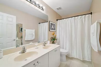 8696 Woodgrove Harbor Lane, Boynton Beach, FL 33473 - Photo 17