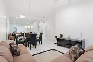 18 Sausalito Dr, Boynton Beach, FL 33436 - Photo 9