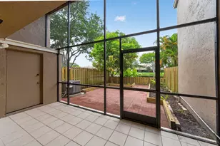 5182 S University Dr, Davie, FL 33328 - Photo 9