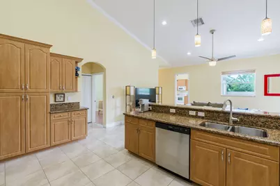 2301 SW Vale, Port Saint Lucie, FL 34953 - Photo 15