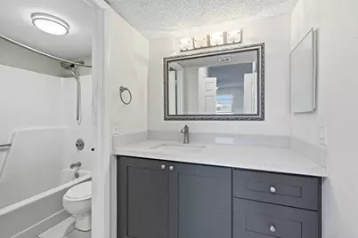 10501 W Broward Boulevard #405, Plantation, FL 33324 - Photo 17