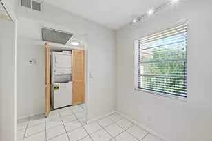10501 W Broward Blvd, Plantation, FL 33324 - Photo 11