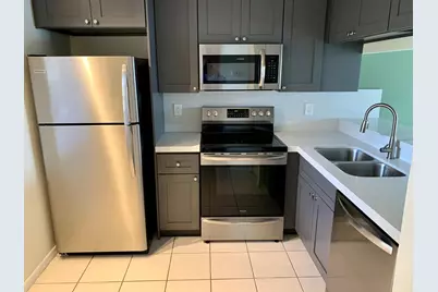 10501 W Broward Boulevard #405, Plantation, FL 33324 - Photo 3