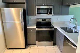 10501 W Broward Blvd, Plantation, FL 33324 - Photo 3