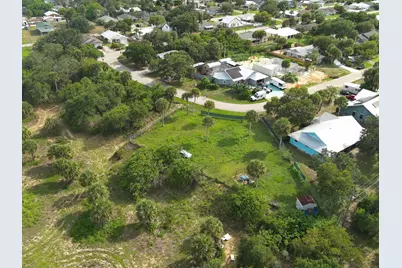 1130 SW 3rd Ct Court SW, Vero Beach, FL 32962 - Photo 7