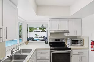 1730 NW 39th St, Oakland Park, FL 33309 - Photo 27