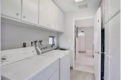 3220 SE 11th Street #A, Pompano Beach, FL 33062 - Photo 13