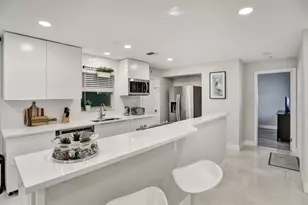3220 SE 11th St, Pompano Beach, FL 33062 - Photo 9