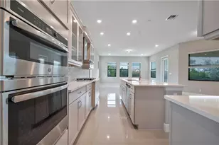 12135 E Baypoint Cir, Parkland, FL 33076 - Photo 5