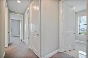 12135 E Baypoint Cir, Parkland, FL 33076 - Photo 15