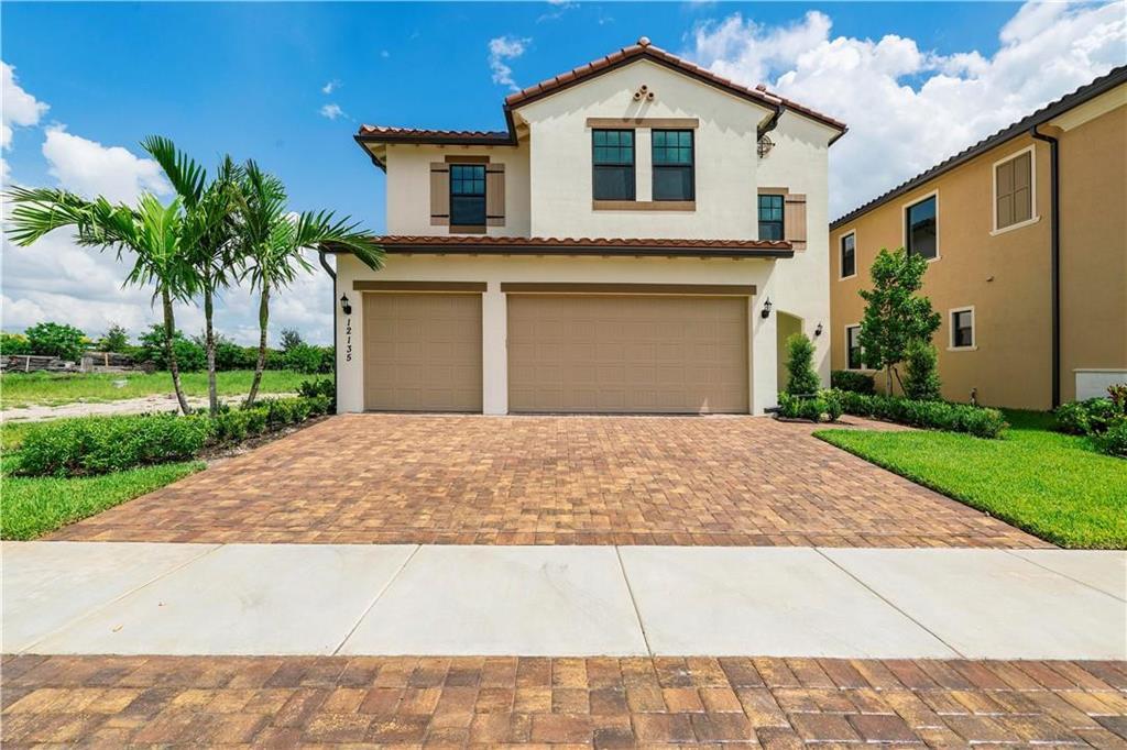 12135 E Baypoint Cir - 12135 E Baypoint Cir, Parkland, FL 33076 Luxury Property | Jose Angel Pina