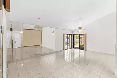 400 SW 113th Terrace, Pembroke Pines, FL 33025 - Photo 9