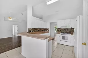 441 SW Doreen St, Port Saint Lucie, FL 34983 - Photo 23
