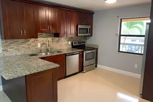 125 Lake Nancy Dr, West Palm Beach, FL 33411 - Photo 5