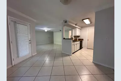 815 W Boynton Beach Boulevard #16-104, Boynton Beach, FL 33426 - Photo 15