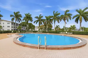 32 Fanshaw A, Boca Raton, FL 33434 - Photo 23