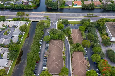 102 NW 100th Avenue, Plantation, FL  - Photo 21