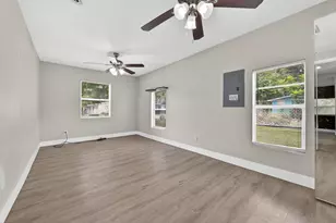 716 Citrus Ave, Fort Pierce, FL 34950 - Photo 9