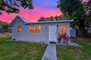 716 Citrus Ave, Fort Pierce, FL 34950 - Photo 1