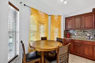 372 NW Hogan St, Port Saint Lucie, FL 34983 - Photo 11