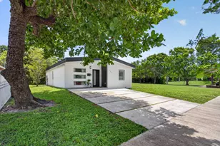 700 NW 17th Terrace, Pompano Beach, FL 33069 - Photo 1