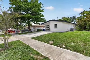 700 NW 17th Terrace, Pompano Beach, FL 33069 - Photo 3