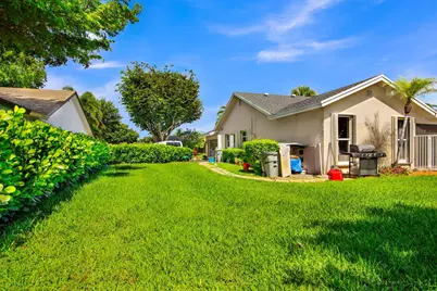 18375 104th Terrace S, Boca Raton, FL 33498 - Photo 23