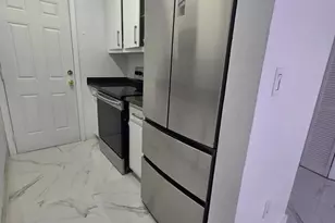 2441 NW 13th St, Miami, FL 33125 - Photo 3